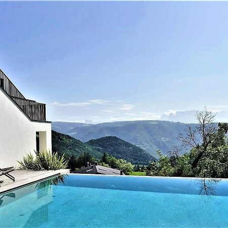 Hotel & Gasthof Zum Hirschen San Genesio Atesino Bagian luar foto