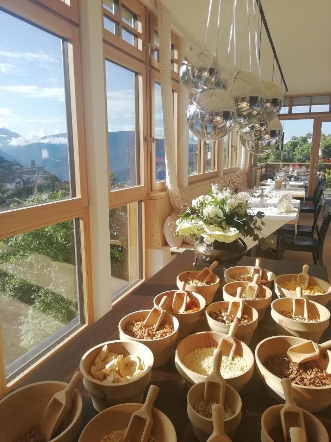 Hotel & Gasthof Zum Hirschen San Genesio Atesino Bagian luar foto
